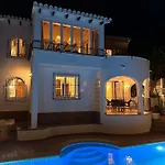 Casa Crystal