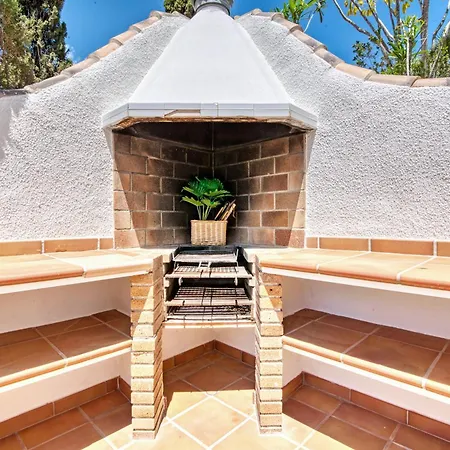 Casa Crystal Villa *